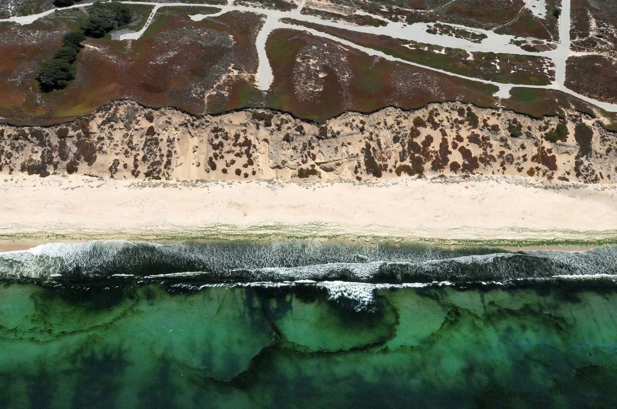 Aerial photograph of shoreline patterns exposed at low tide